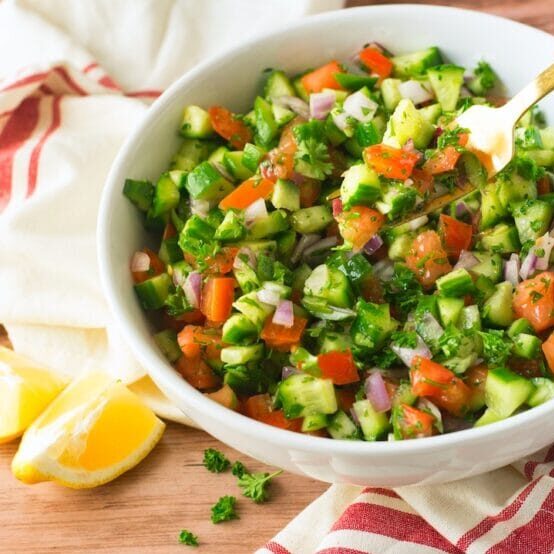 Israeli salad e1742566455706