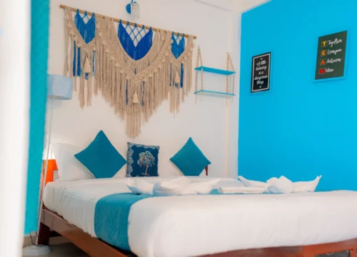 Queen room with Garden View