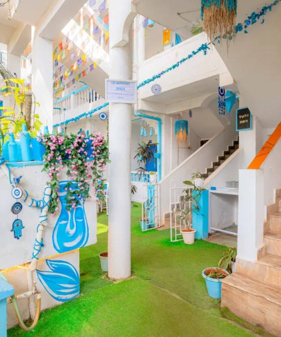 Home 1 25 working space img7 1