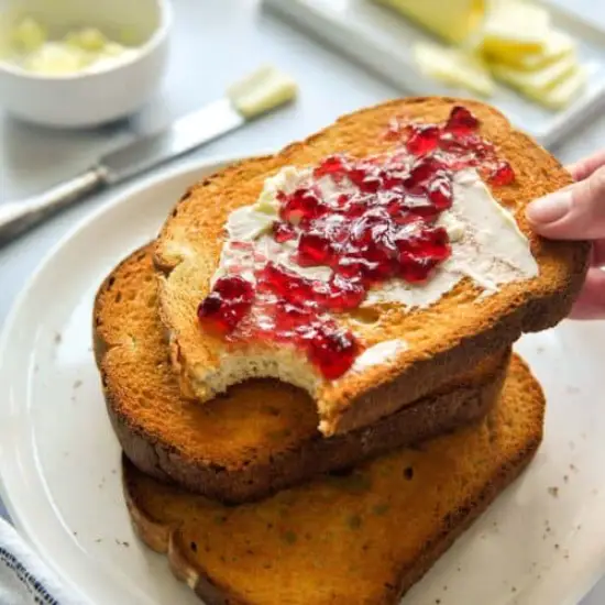 BUTTER JAM TOAST