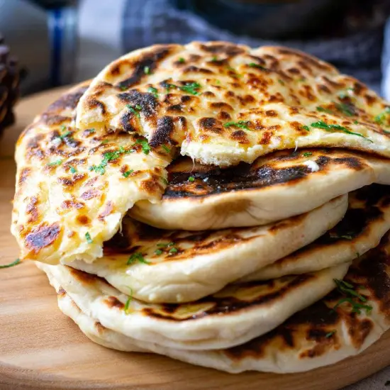 Cheese Garlic Naan